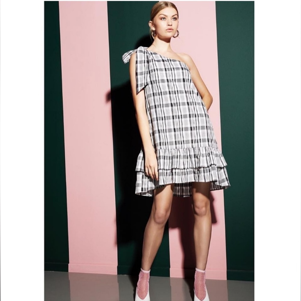 Resume Flica plaid dress assymetric one shoulder ruffle